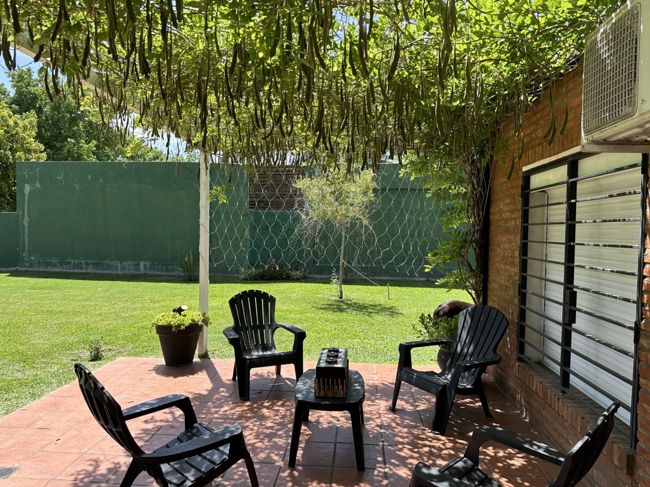 Fabulosa casa 3 dorm. con gran parque y piscina