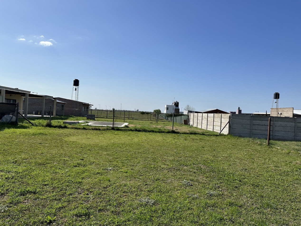 Funes Norte: Venta Casa 2 dorm. (Ideal inversores)
