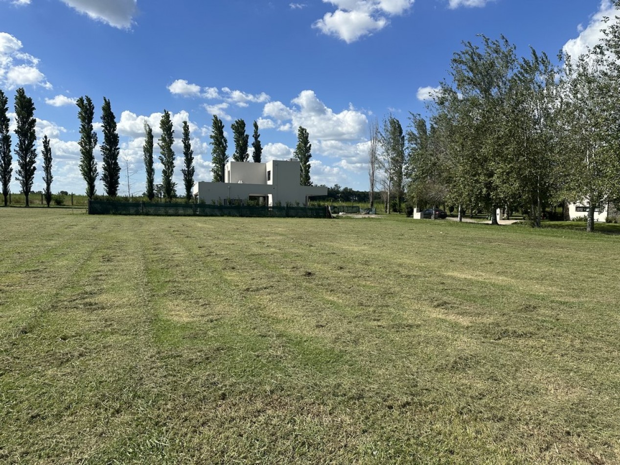 Venta Terreno Haras de Funes Club de Campo