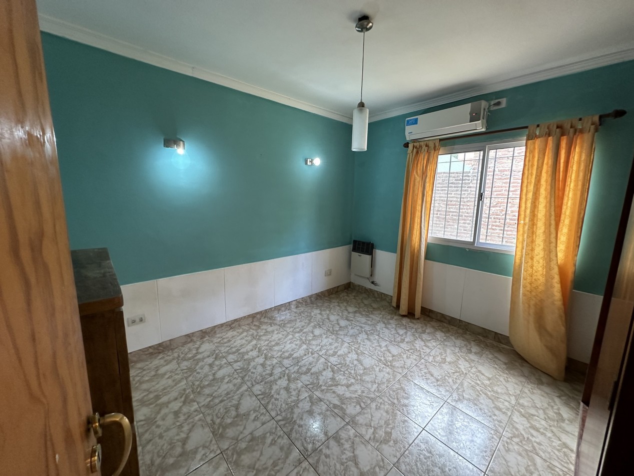 Casa 3 dorm en Profesional Country Funes