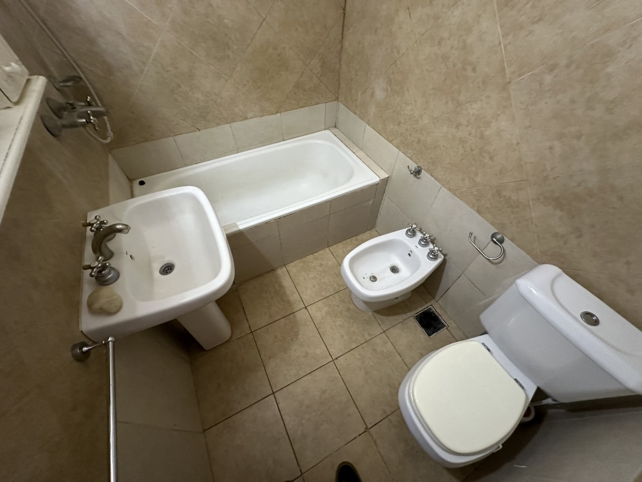 Casa 3 dorm en Profesional Country Funes