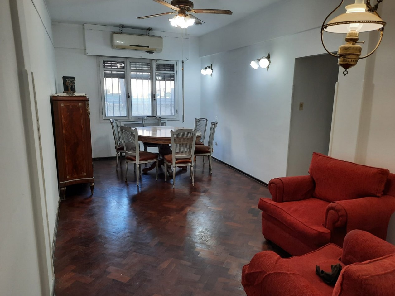 Venta departamento 2 dorm. en Cordoba 1700