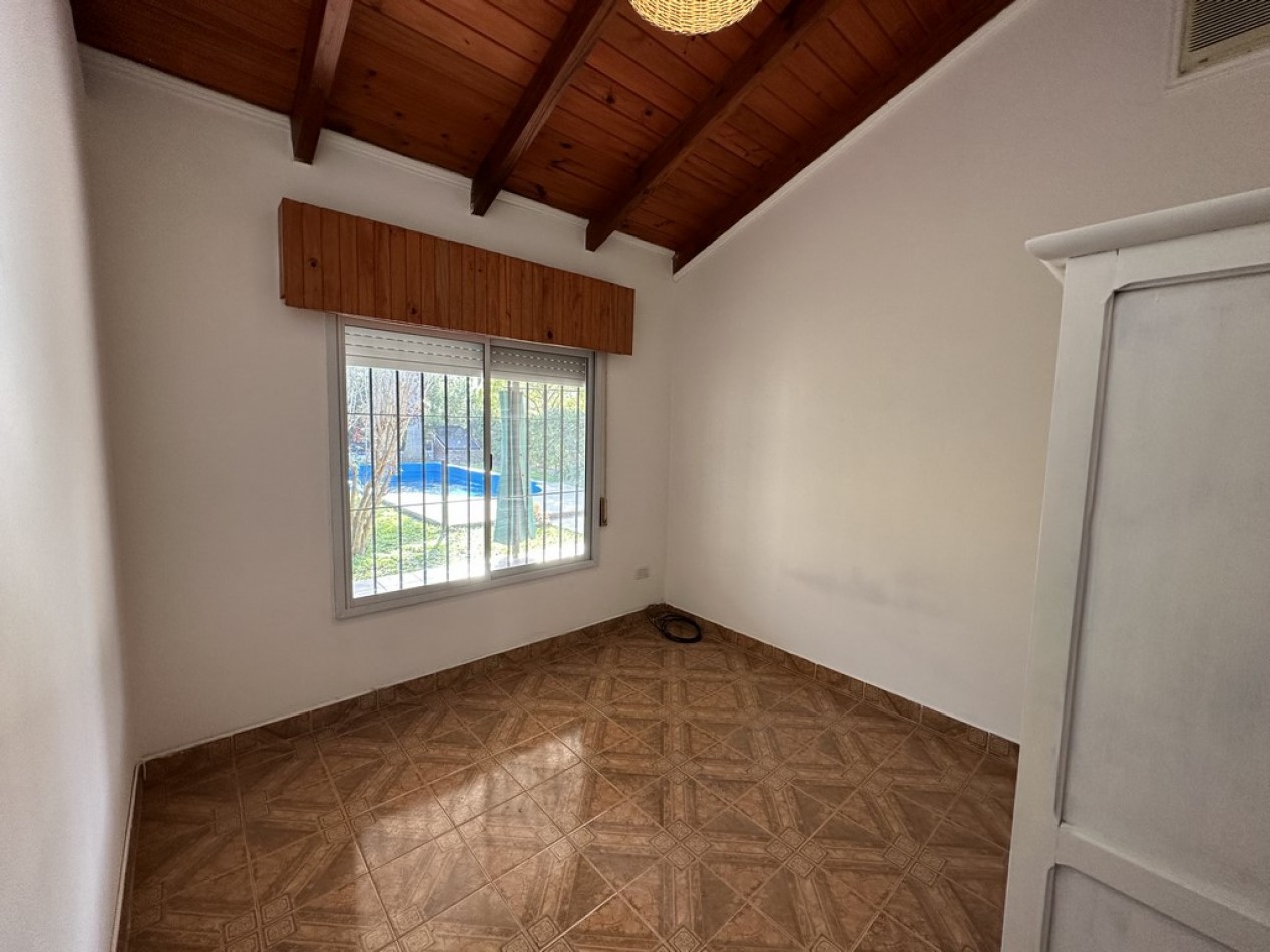 Parada 15: Casa 2 Dormitorios con piscina y parque