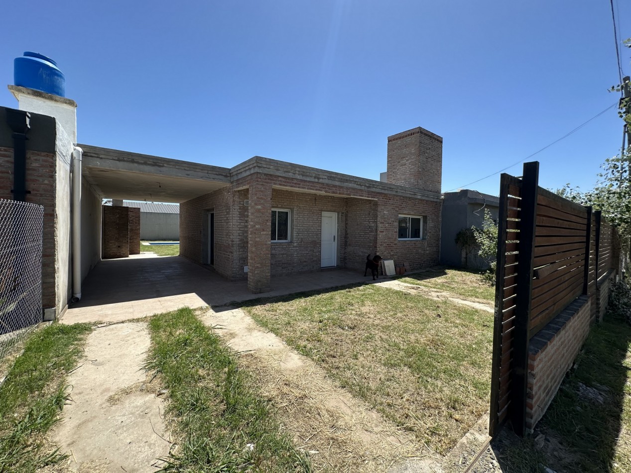 Venta Casa 2 dormitorios con piscina en TS3