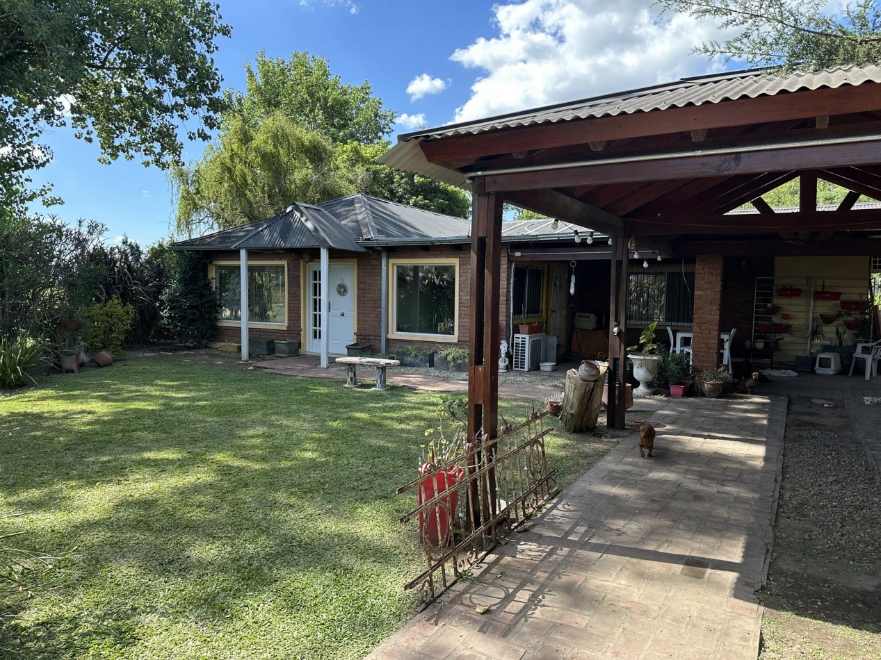 Retasada! Casa 2 dormitorios con piscina en Santa Teresa