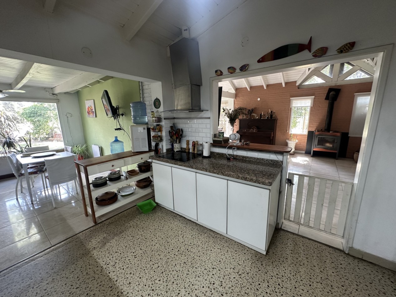 Retasada! Casa 2 dormitorios con piscina en Santa Teresa