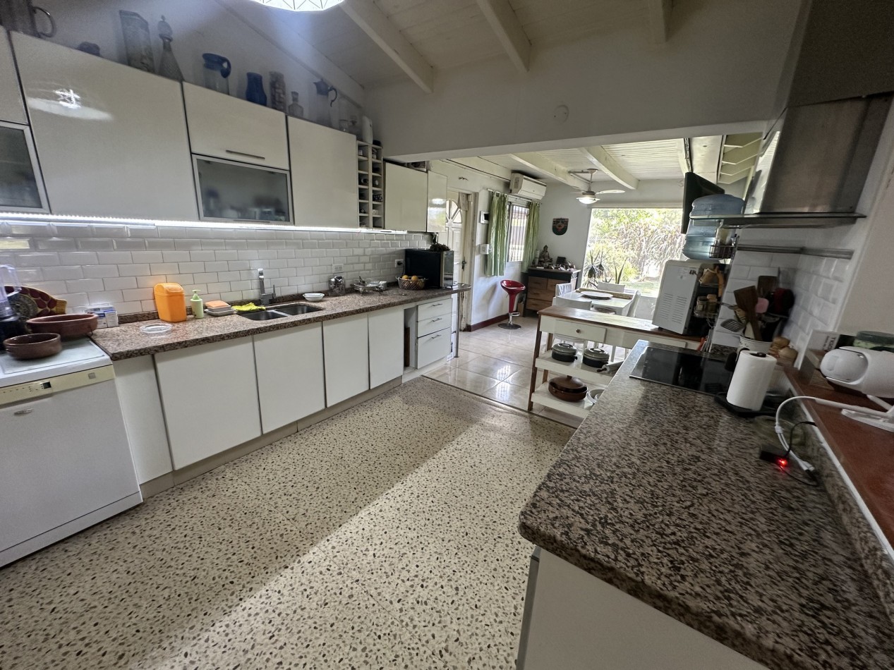 Retasada! Casa 2 dormitorios con piscina en Santa Teresa