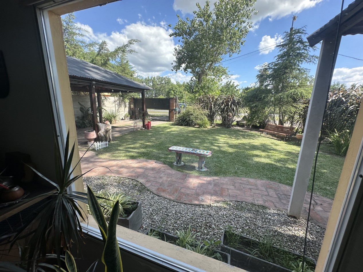 Retasada! Casa 2 dormitorios con piscina en Santa Teresa