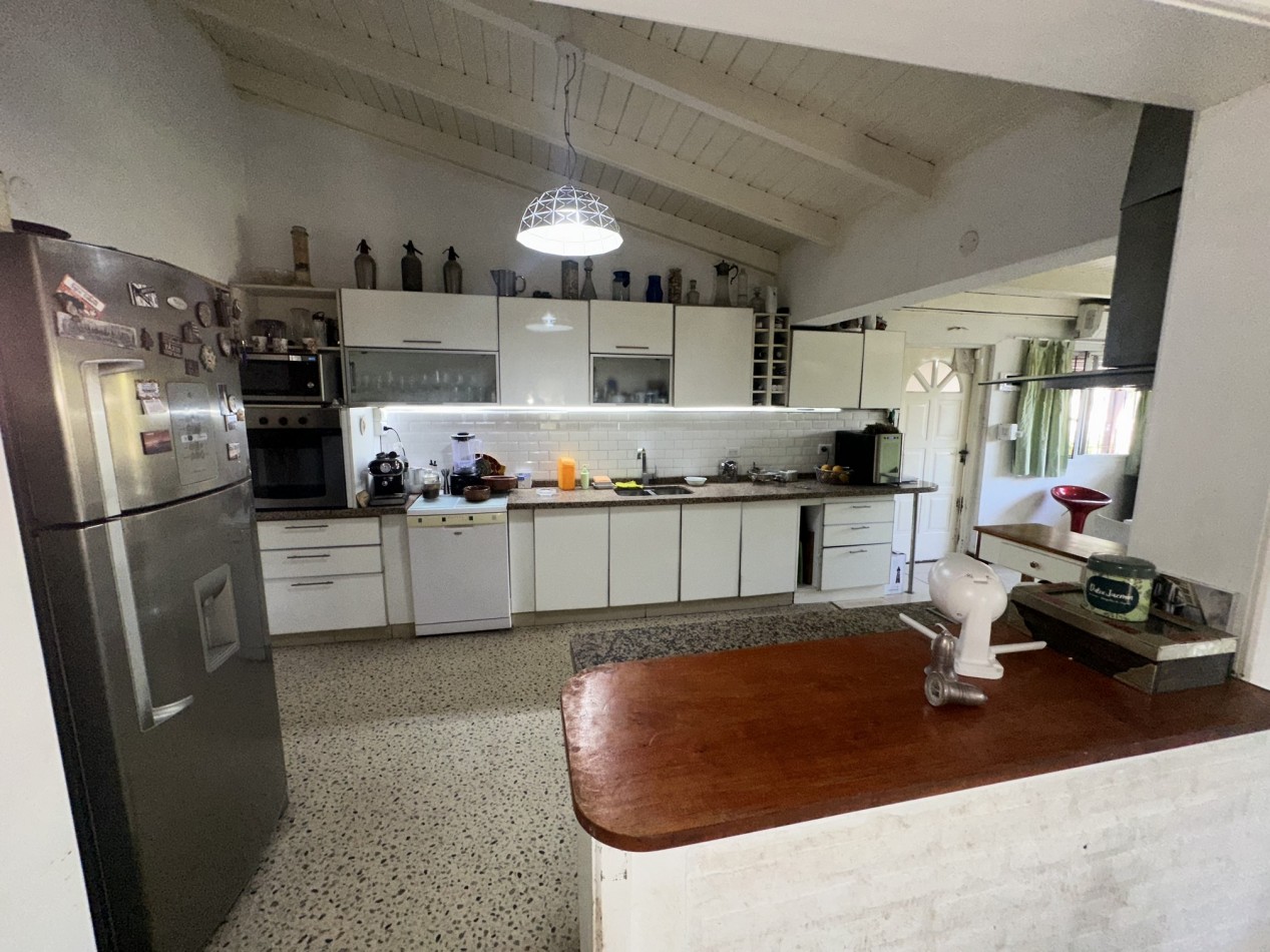 Retasada! Casa 2 dormitorios con piscina en Santa Teresa