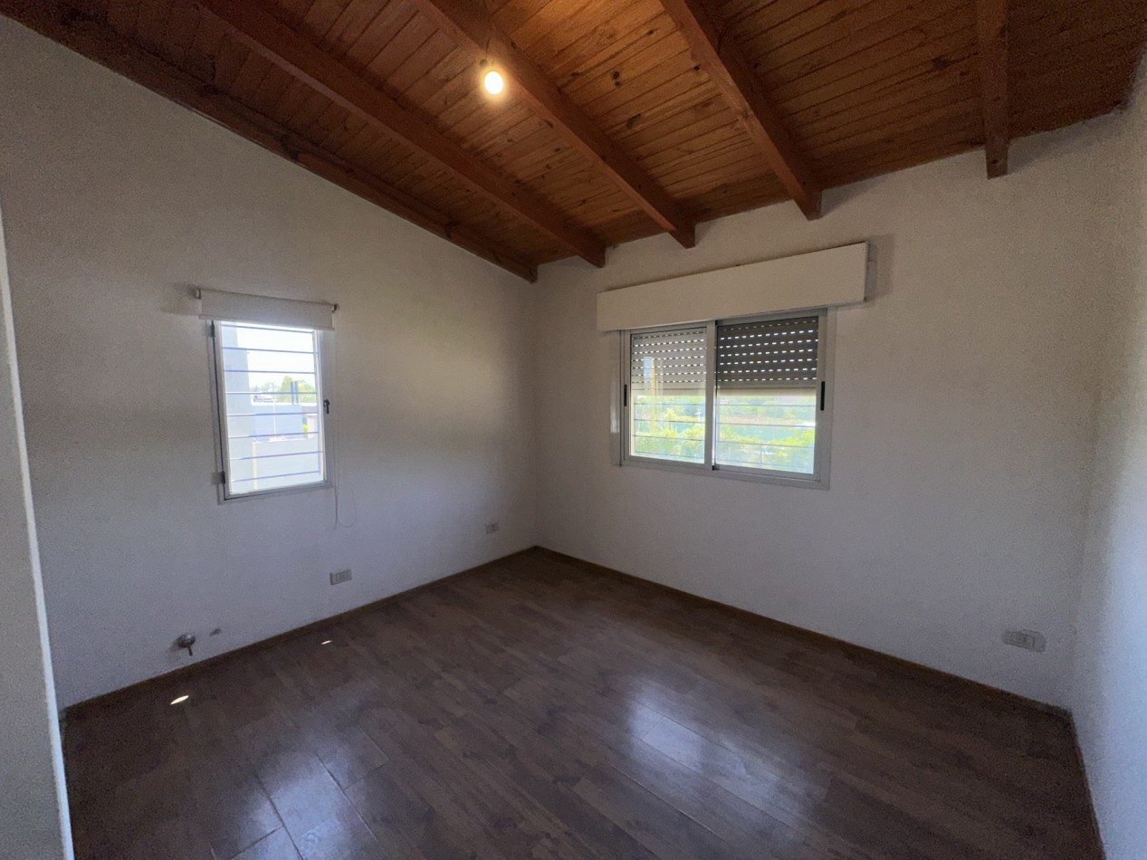 Casa 3 dormitorios en Tierra Sueños 2 Apta Credito