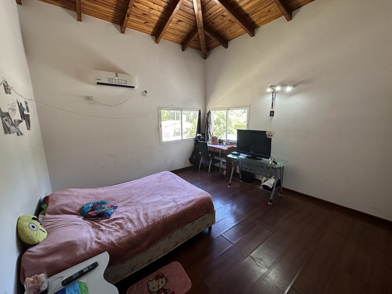 Liceo: Venta Casa 3 dorm. 3 baños con piscina