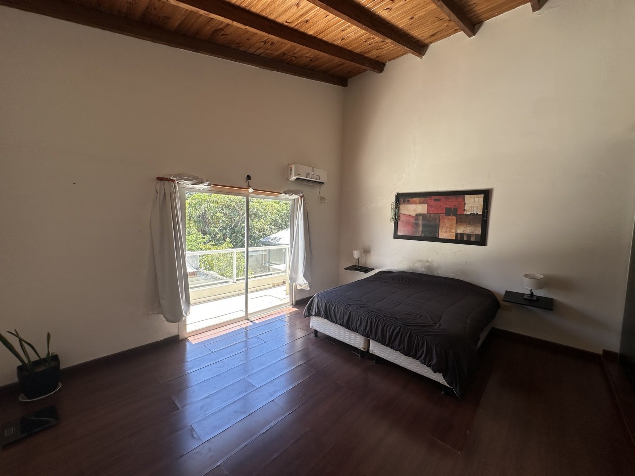 Liceo: Venta Casa 3 dorm. 3 baños con piscina
