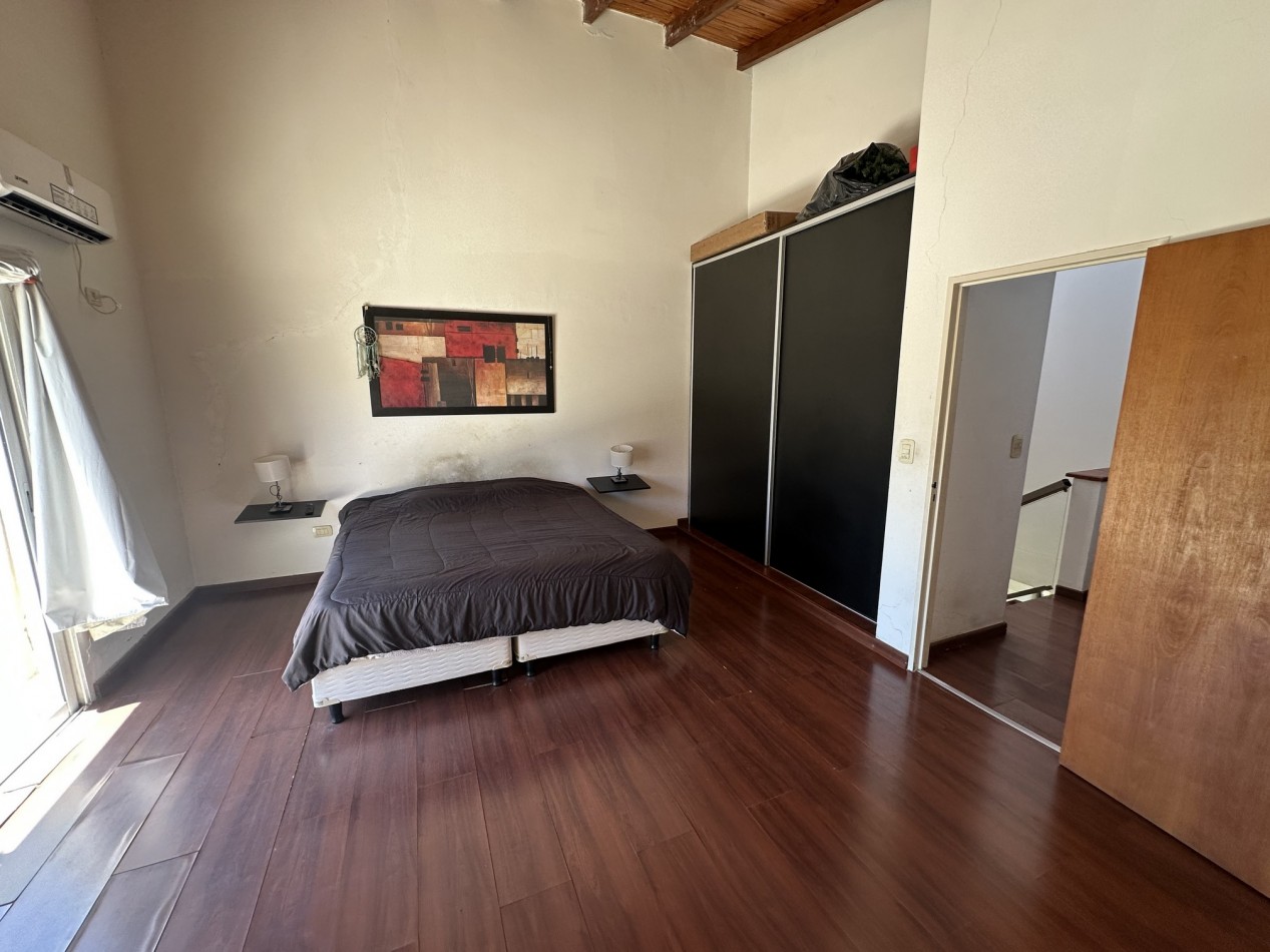 Liceo: Venta Casa 3 dorm. 3 baños con piscina