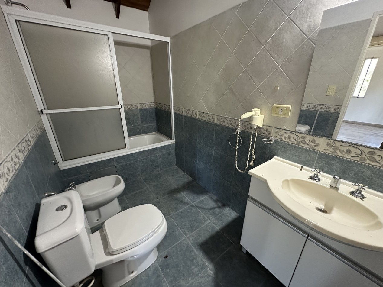 Liceo: Imponente casa de 3 dormitorios en suite y piscina