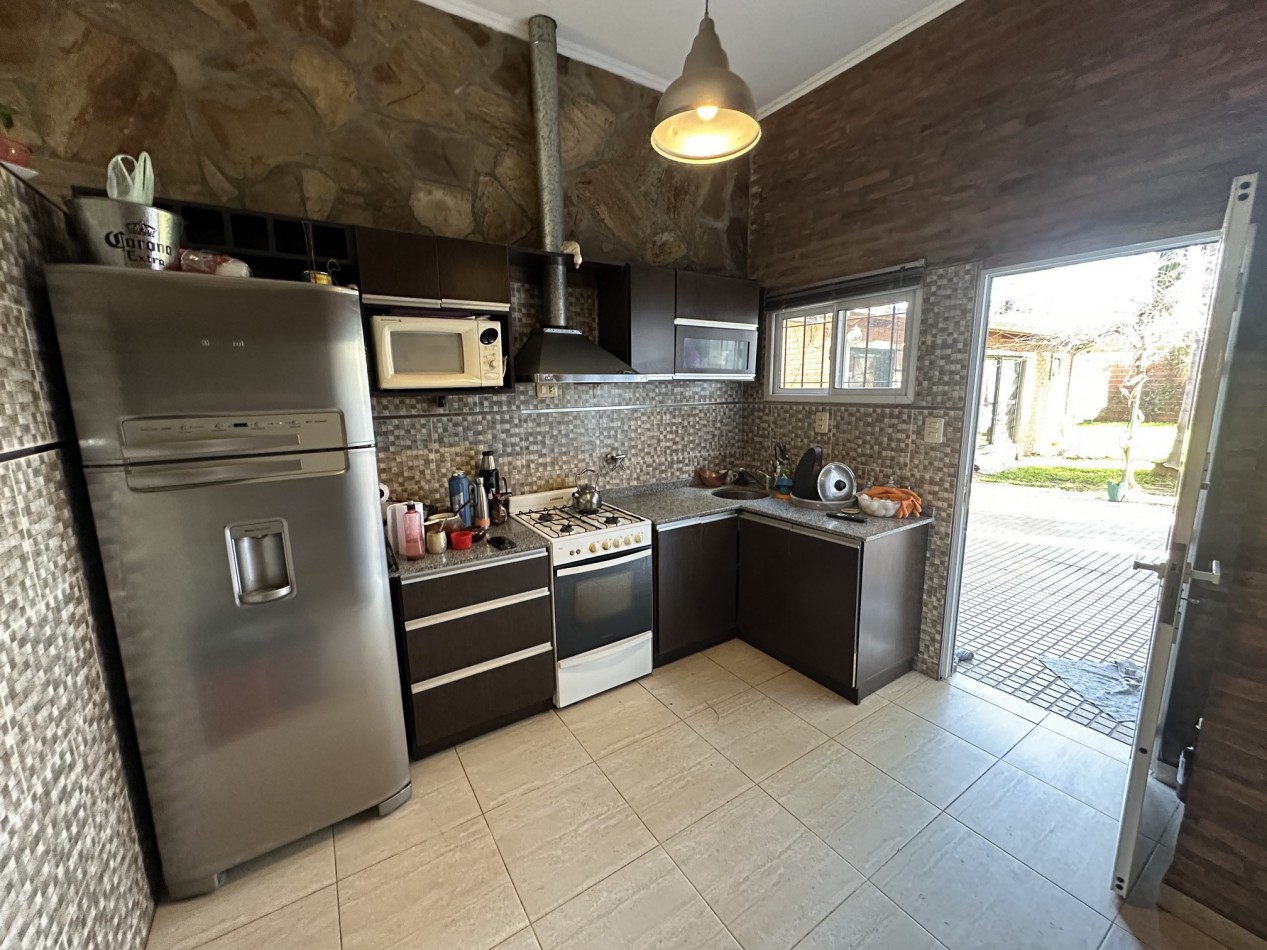 Encantadora casa 3 dorm. con piscina en Funes