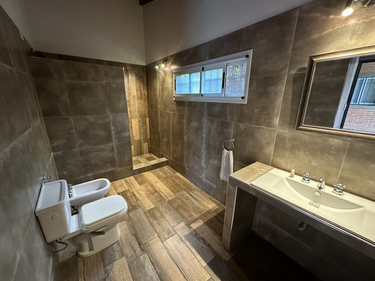 Alquiler Chalet 3 dorm con piscina y quincho