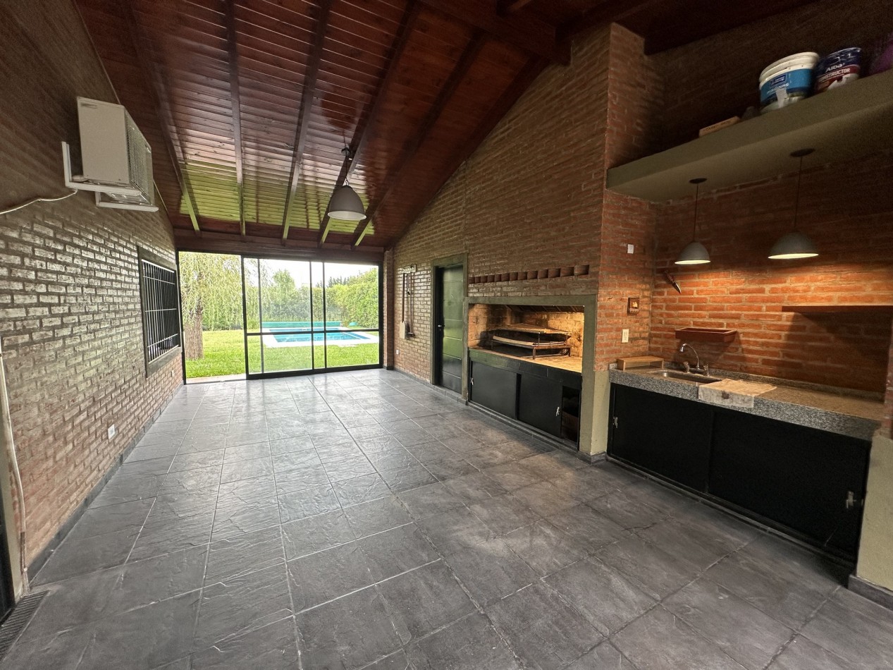 Alquiler Chalet 3 dorm con piscina y quincho