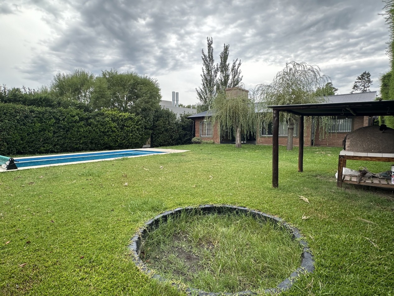 Alquiler Chalet 3 dorm con piscina y quincho