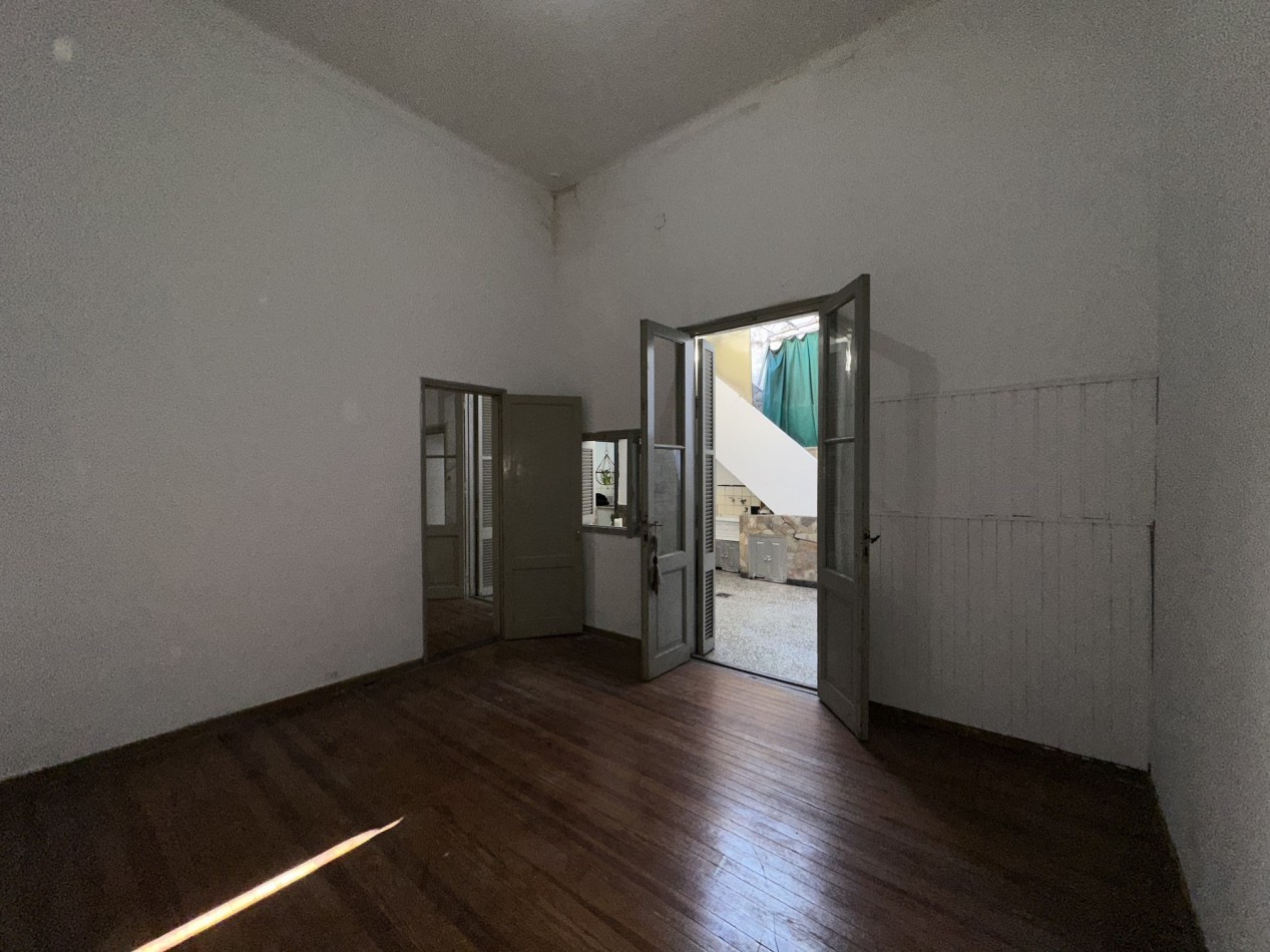 Casa interna 2 dorm. en Pichincha. Apta Credito!