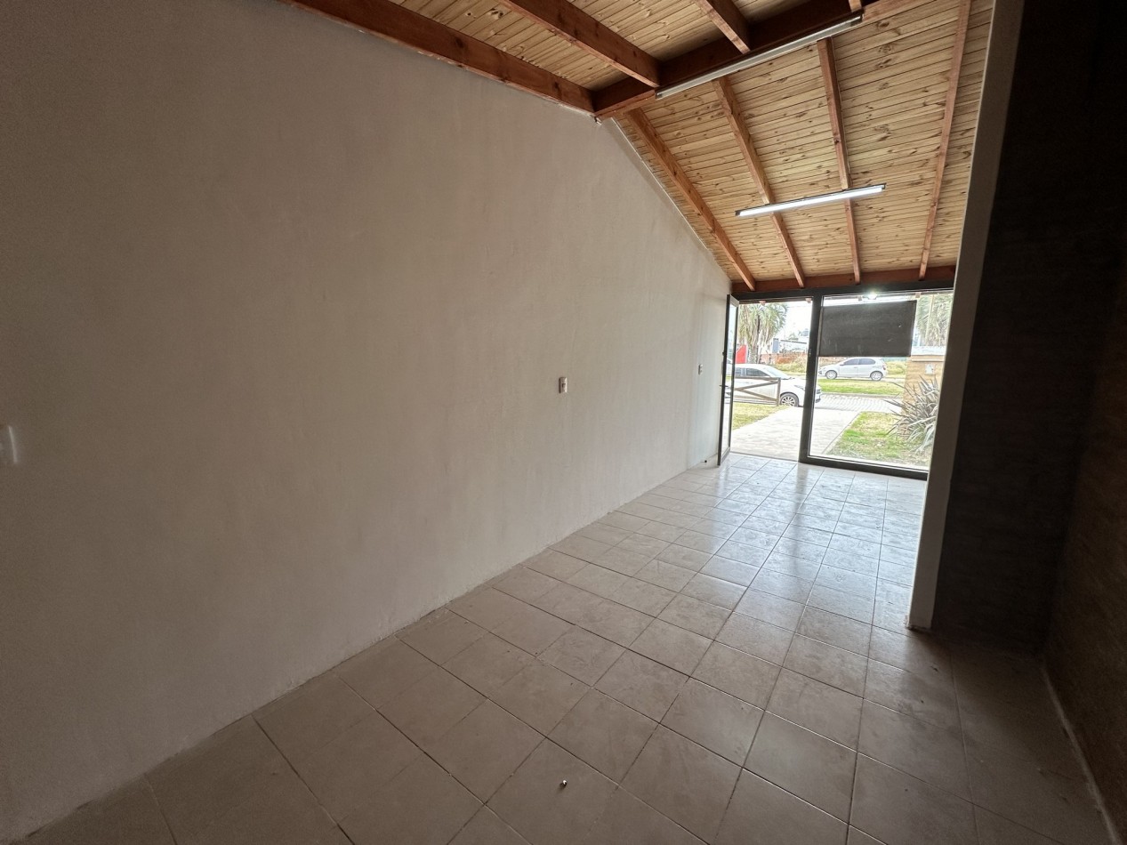 ALQUILER LOCAL COMERCIAL - TIERRA DE SUEÑOS 3, ROLDAN