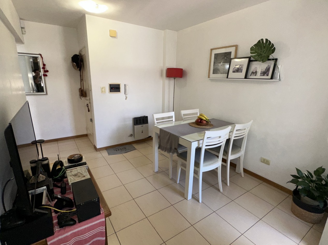 Departamento de 1 dormitorio en excelente ubicacion - Jose Ingenieros y Av. Alberdi