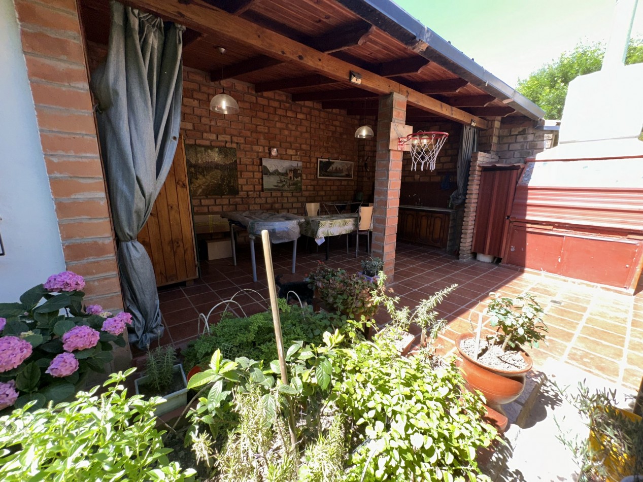 Espectacular Casa 4 dormitorios en Excelente Estado