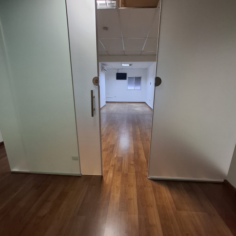Alquiler edificio de oficinas/consultorios en Rosario