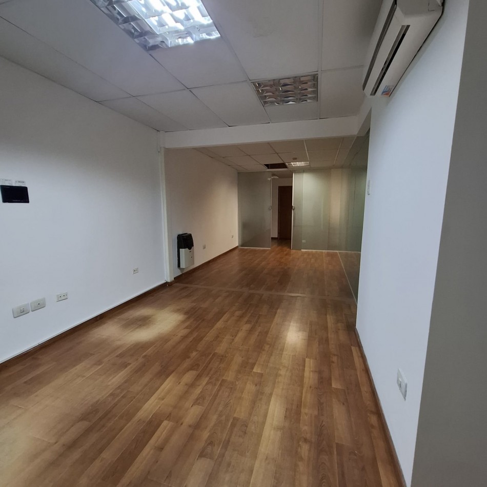 Alquiler edificio de oficinas/consultorios en Rosario