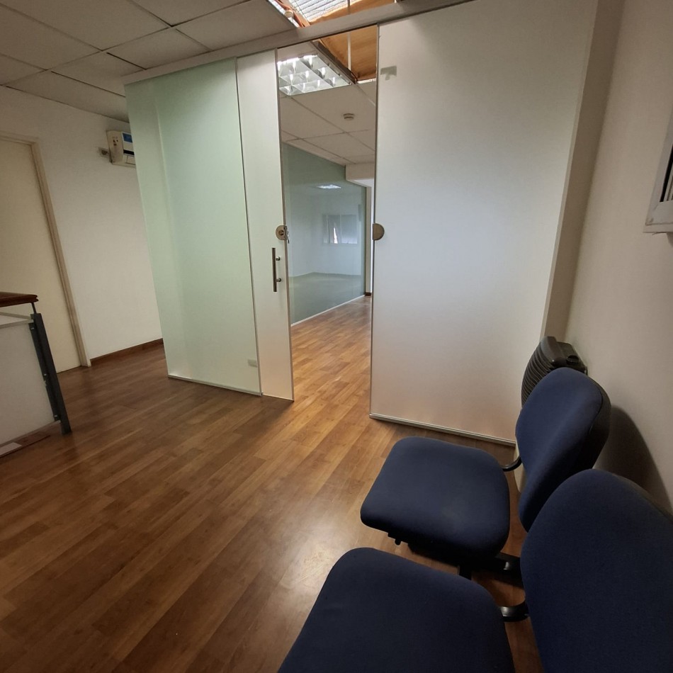 Alquiler edificio de oficinas/consultorios en Rosario