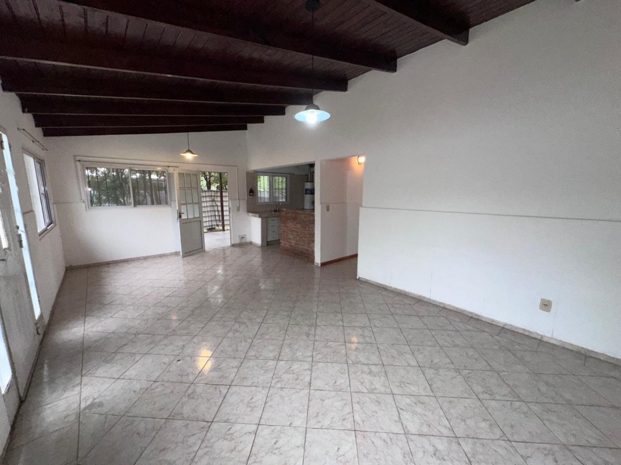 Alquiler Casa 2 dormitorios con gran parque