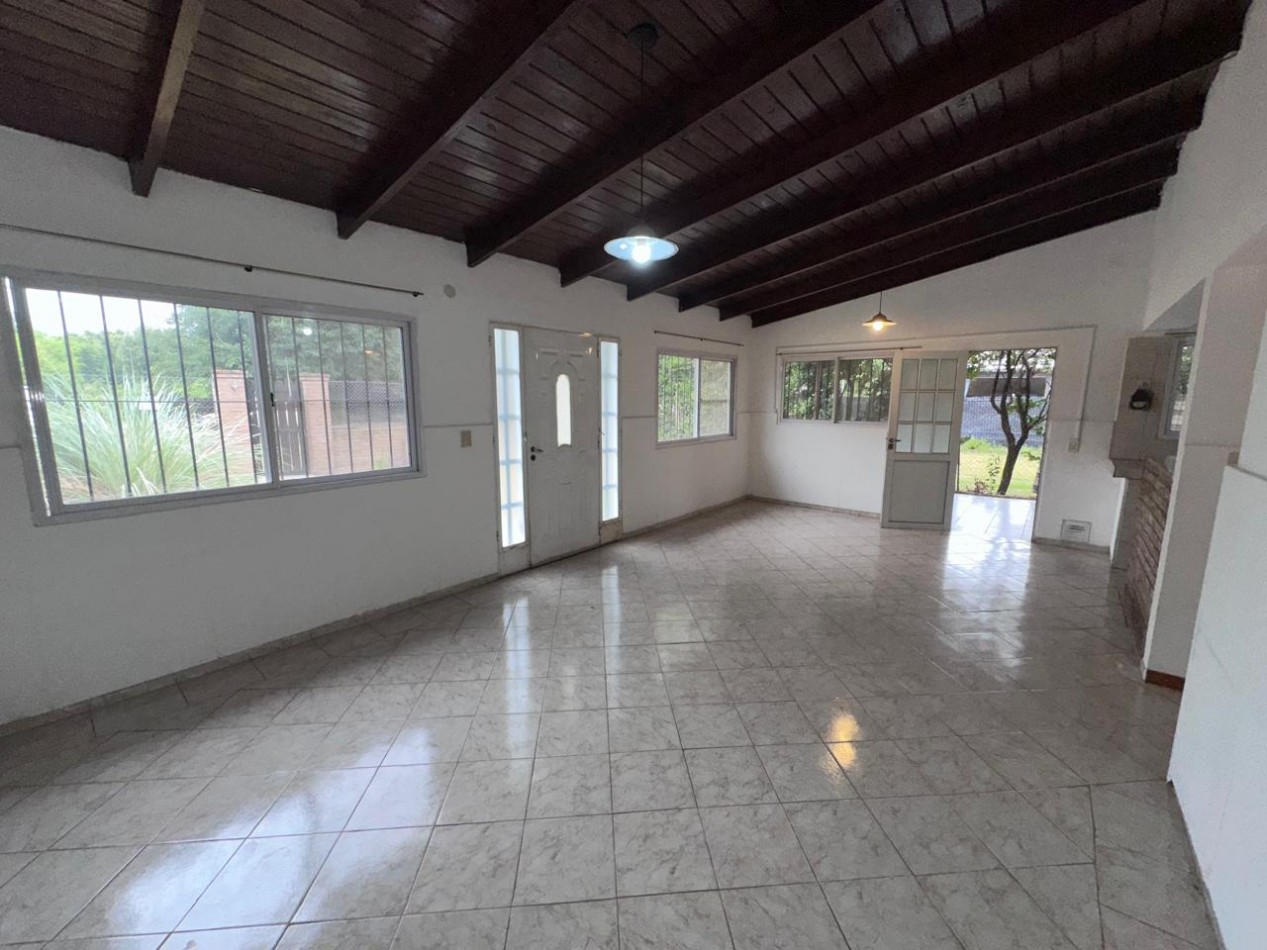 Alquiler Casa 2 dormitorios con gran parque