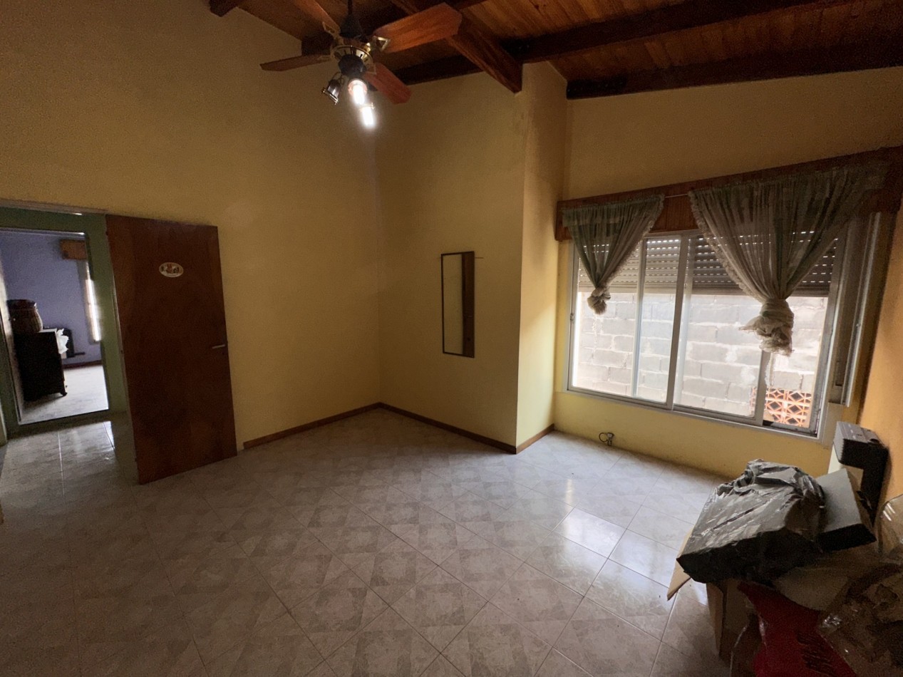 Venta 2 casas en un lote grande - Ideal 2 familias
