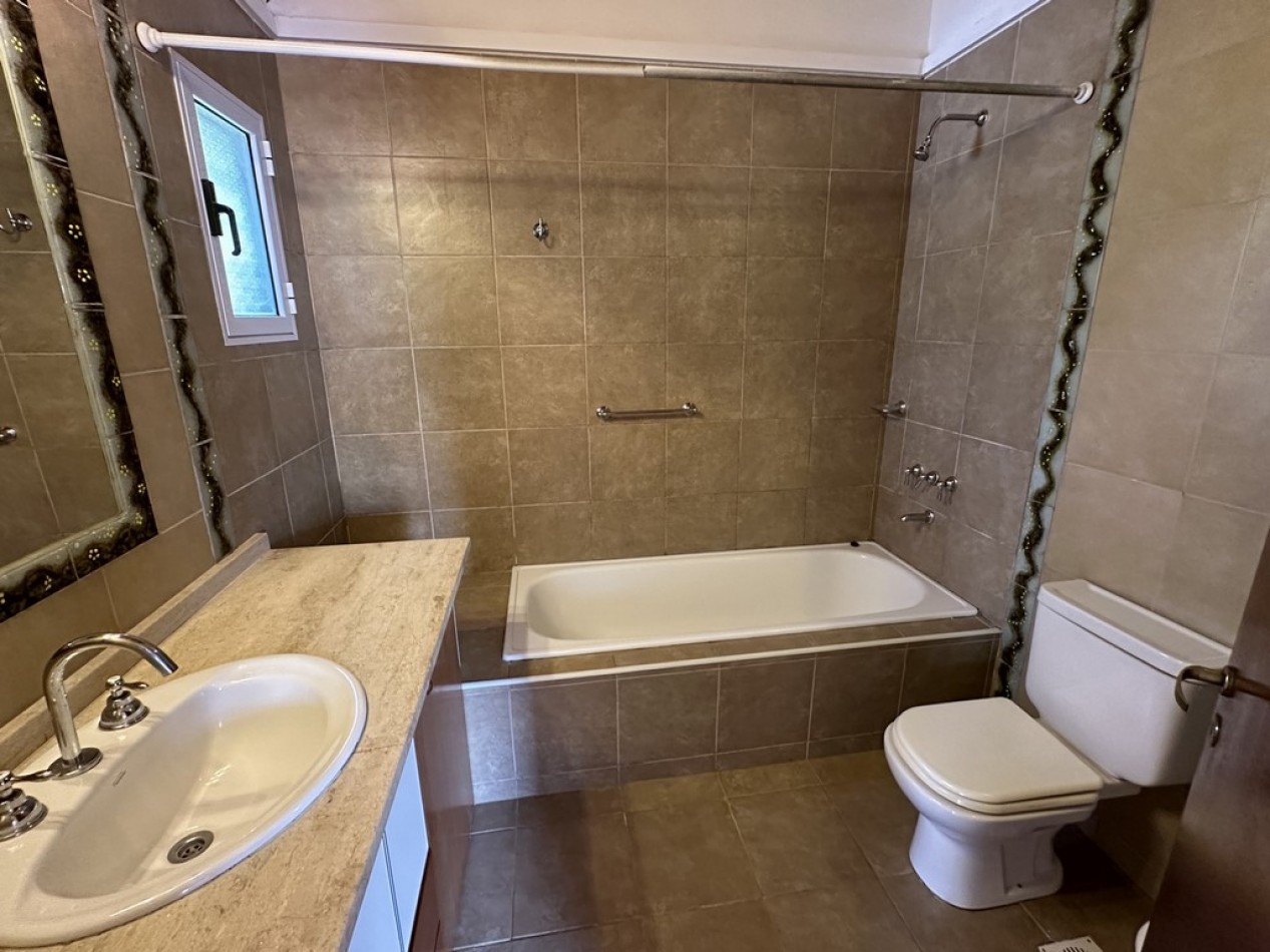 Alquiler Casa 3 dormitorios con piscina