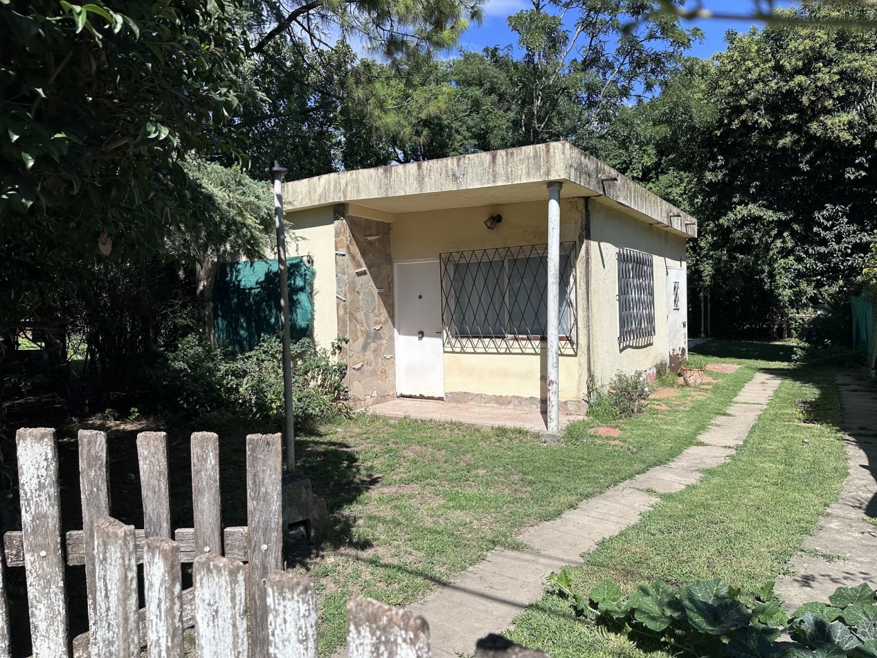Casa a Reciclar en Garita 13 - Funes