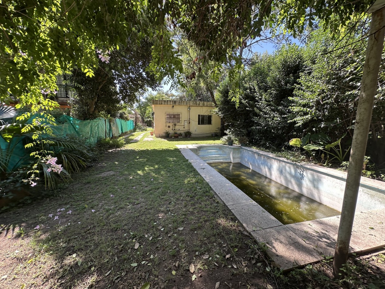 Casa a Reciclar en Garita 13 - Funes