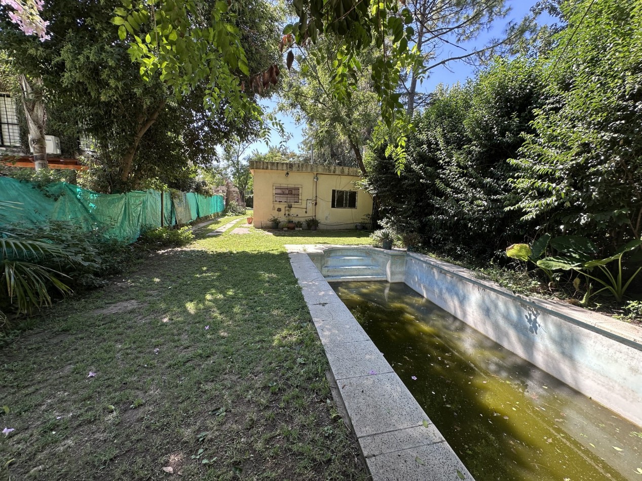 Casa a Reciclar en Garita 13 - Funes
