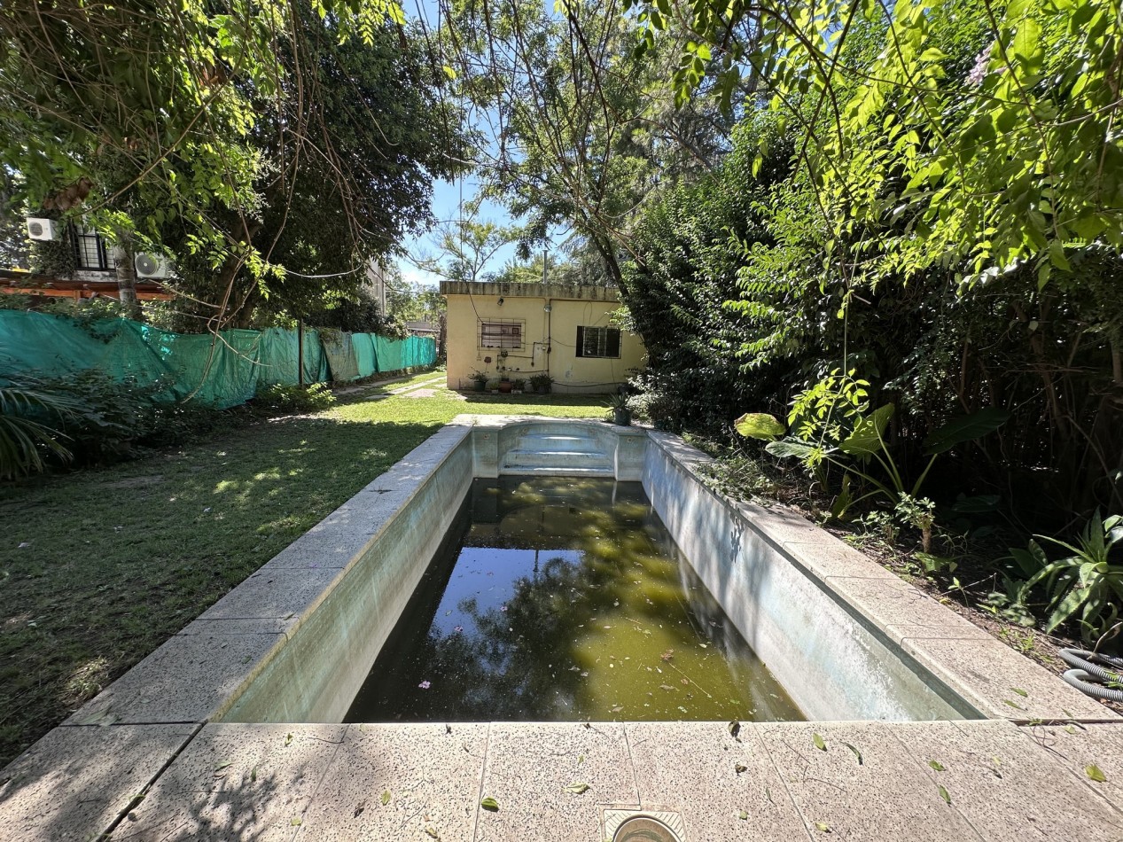 Casa a Reciclar en Garita 13 - Funes