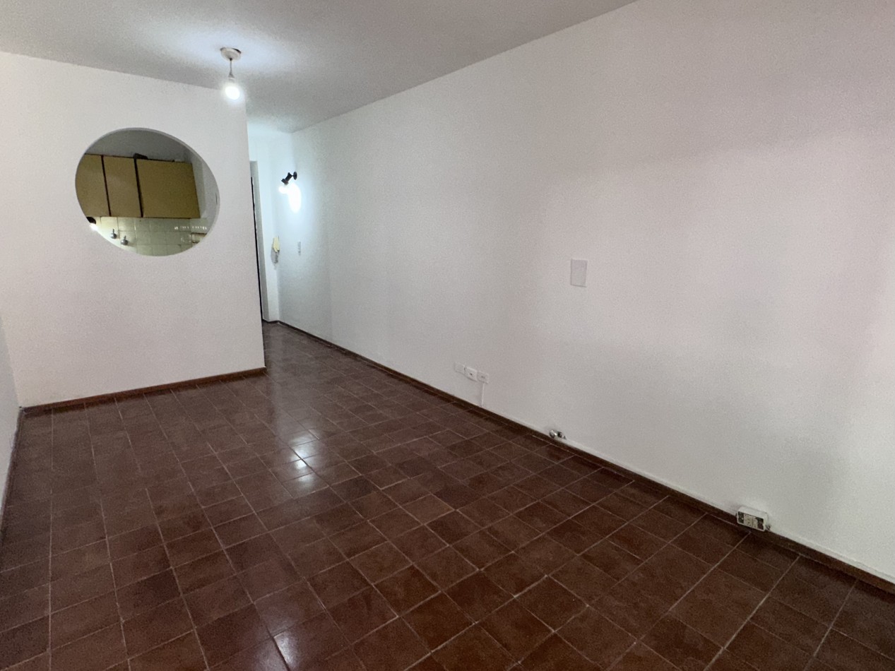 Departamento 1 dormitorio en Ayacucho 1800