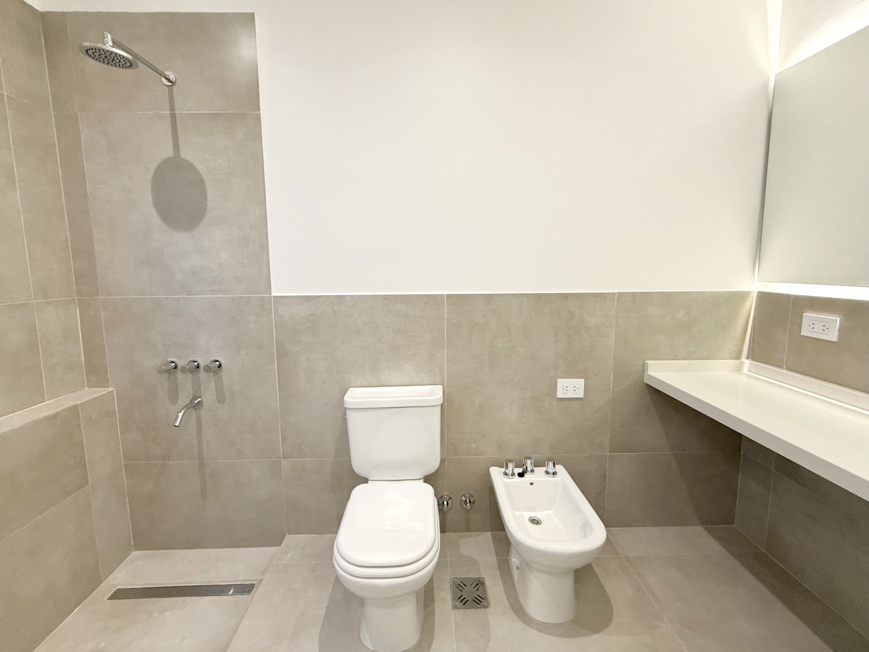 Venta casa 3 dormitorios en Fisherton - A estrenar