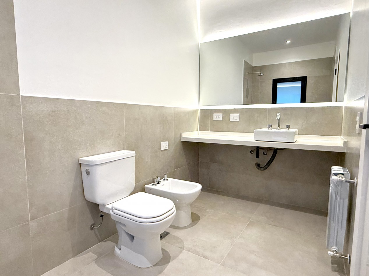 Venta casa 3 dormitorios en Fisherton - A estrenar