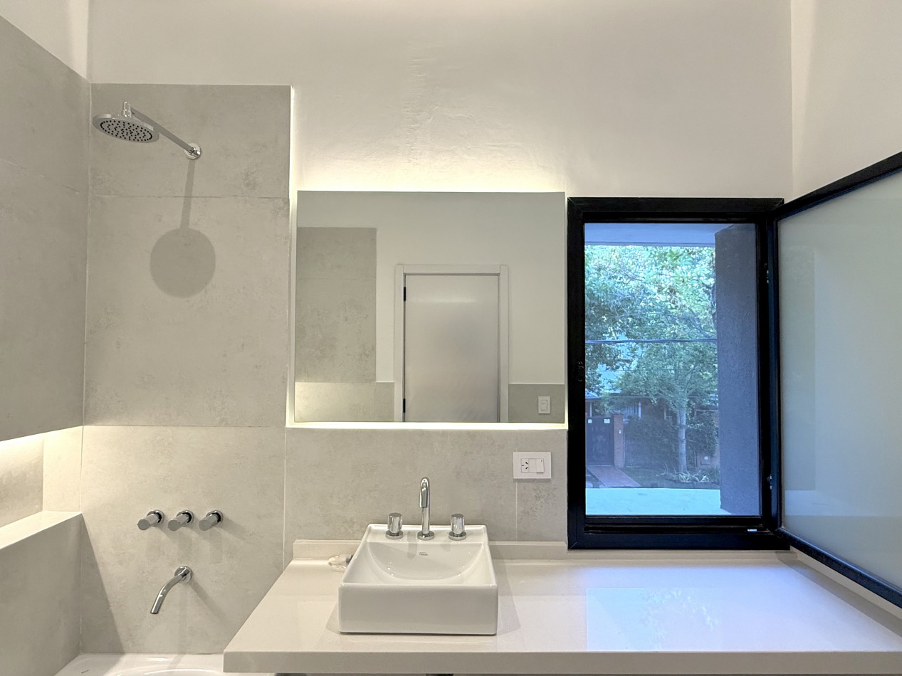 Venta casa 3 dormitorios en Fisherton - A estrenar