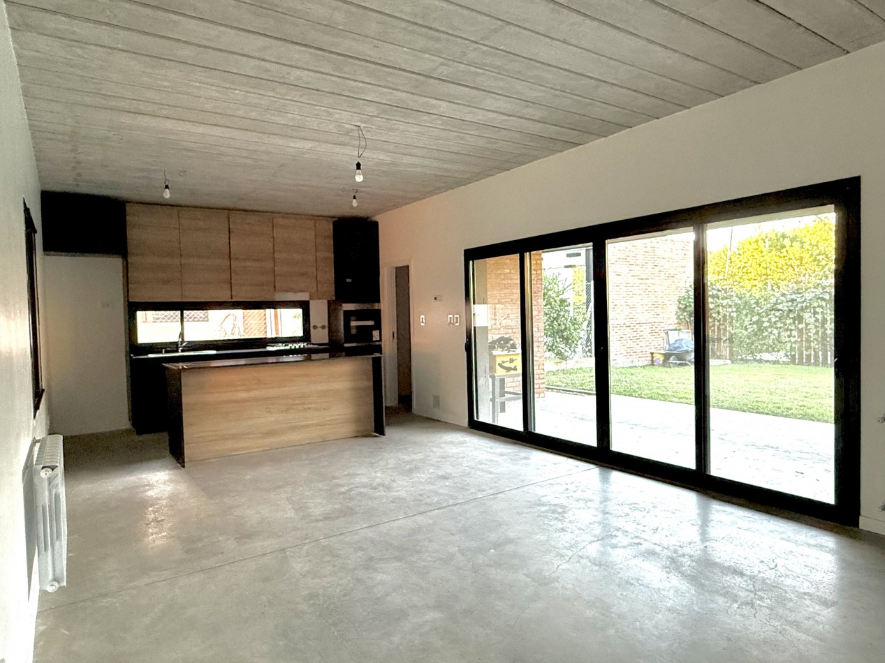 Venta casa 3 dormitorios en Fisherton - A estrenar