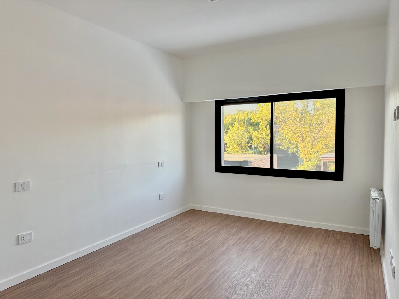 Venta casa 3 dormitorios en Fisherton - A estrenar