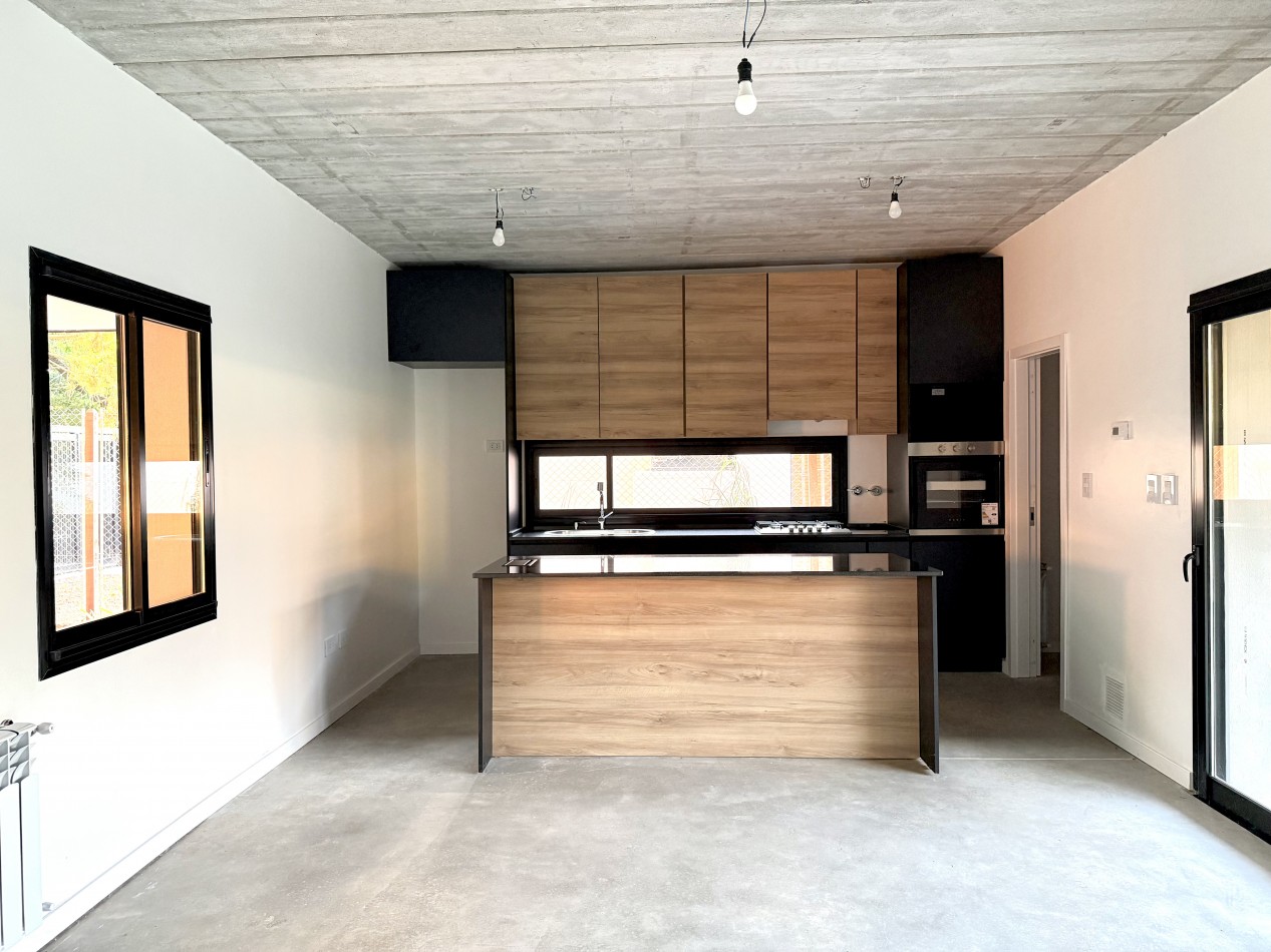 Venta casa 3 dormitorios en Fisherton - A estrenar