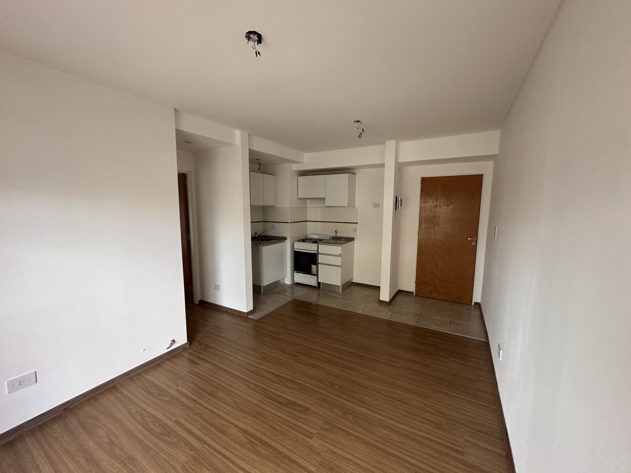 Alquiler departamento 1 dorm. en Echesortu