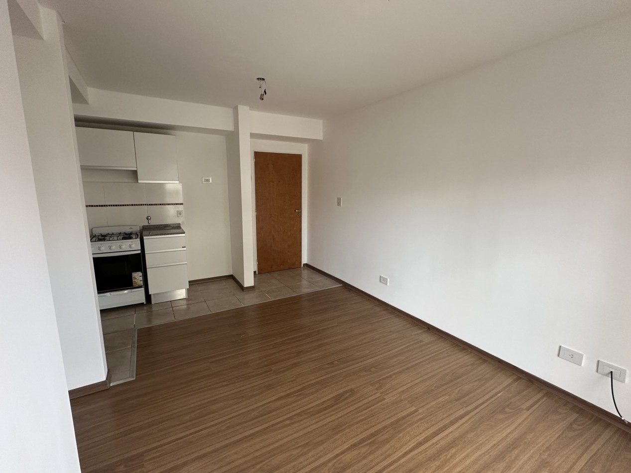 Alquiler departamento 1 dorm. en Echesortu