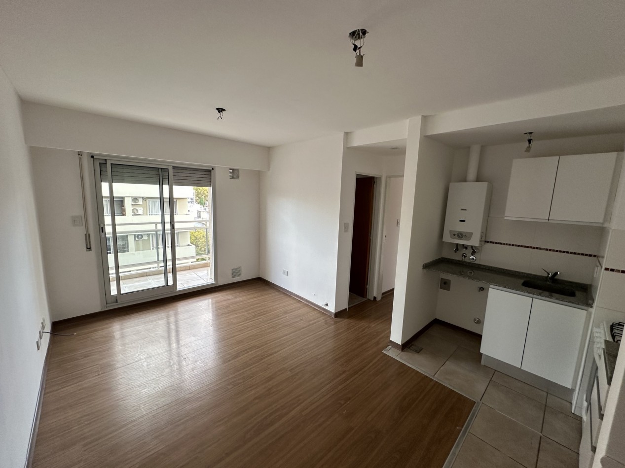 Alquiler departamento 1 dorm. en Echesortu