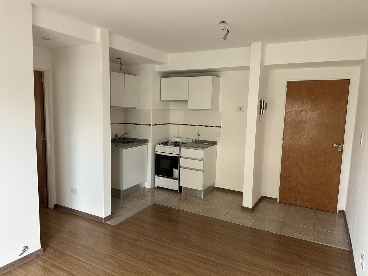 Alquiler departamento 1 dorm. en Echesortu