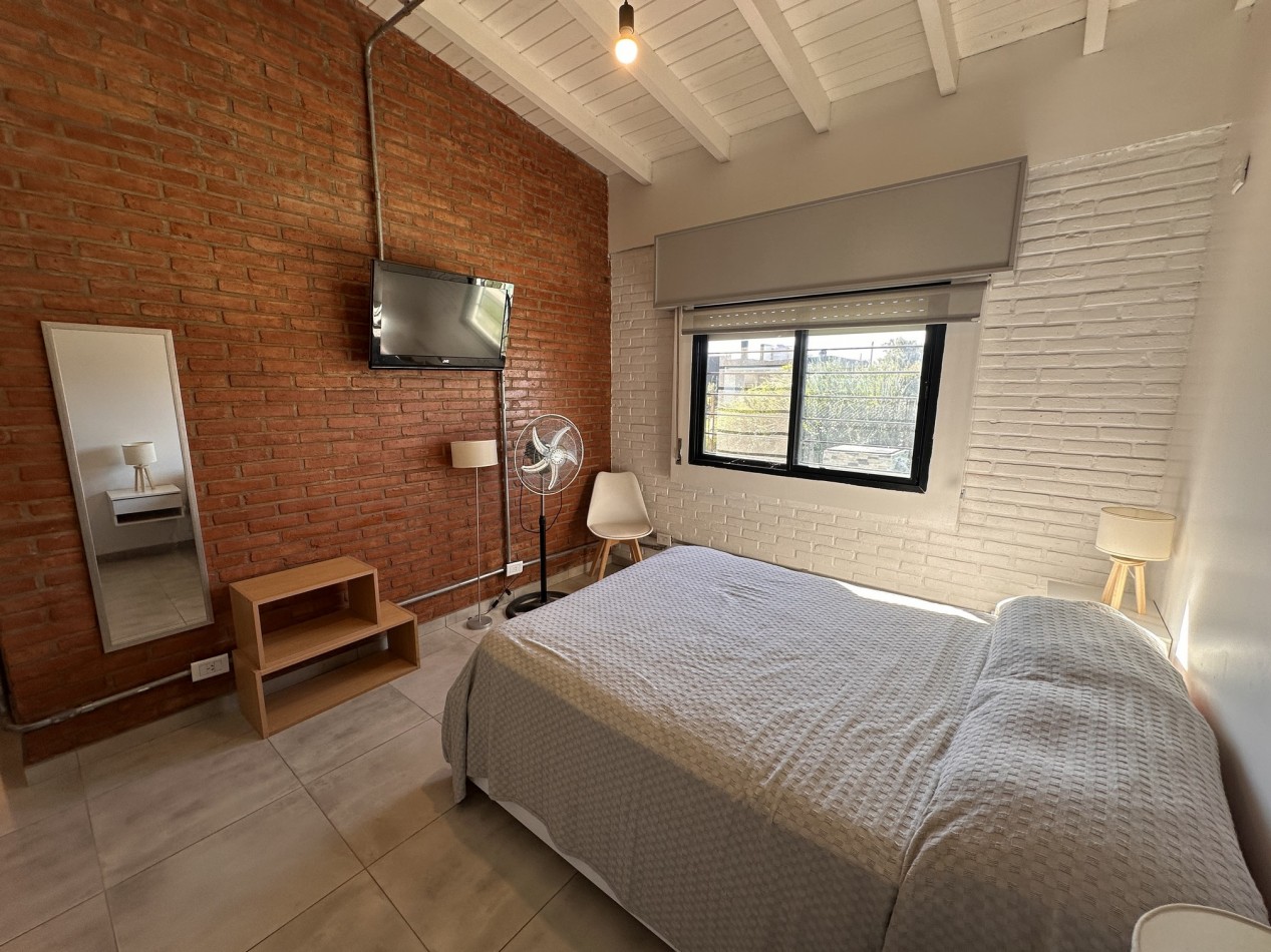 Casa a estrenar con pileta en Fincas de Ibarlucea