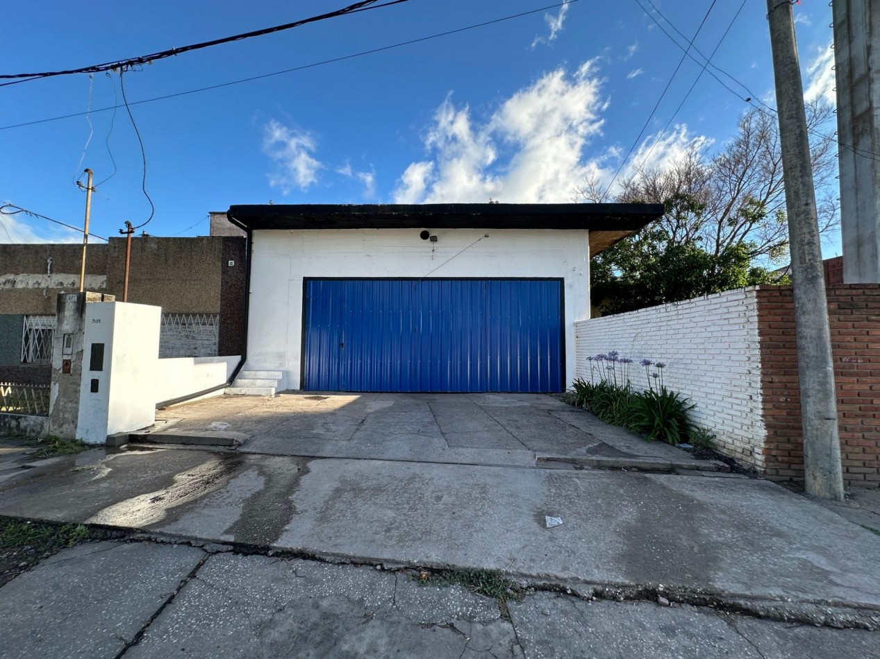 Alquiler Galpon - Local 200 m2 en Fisherton